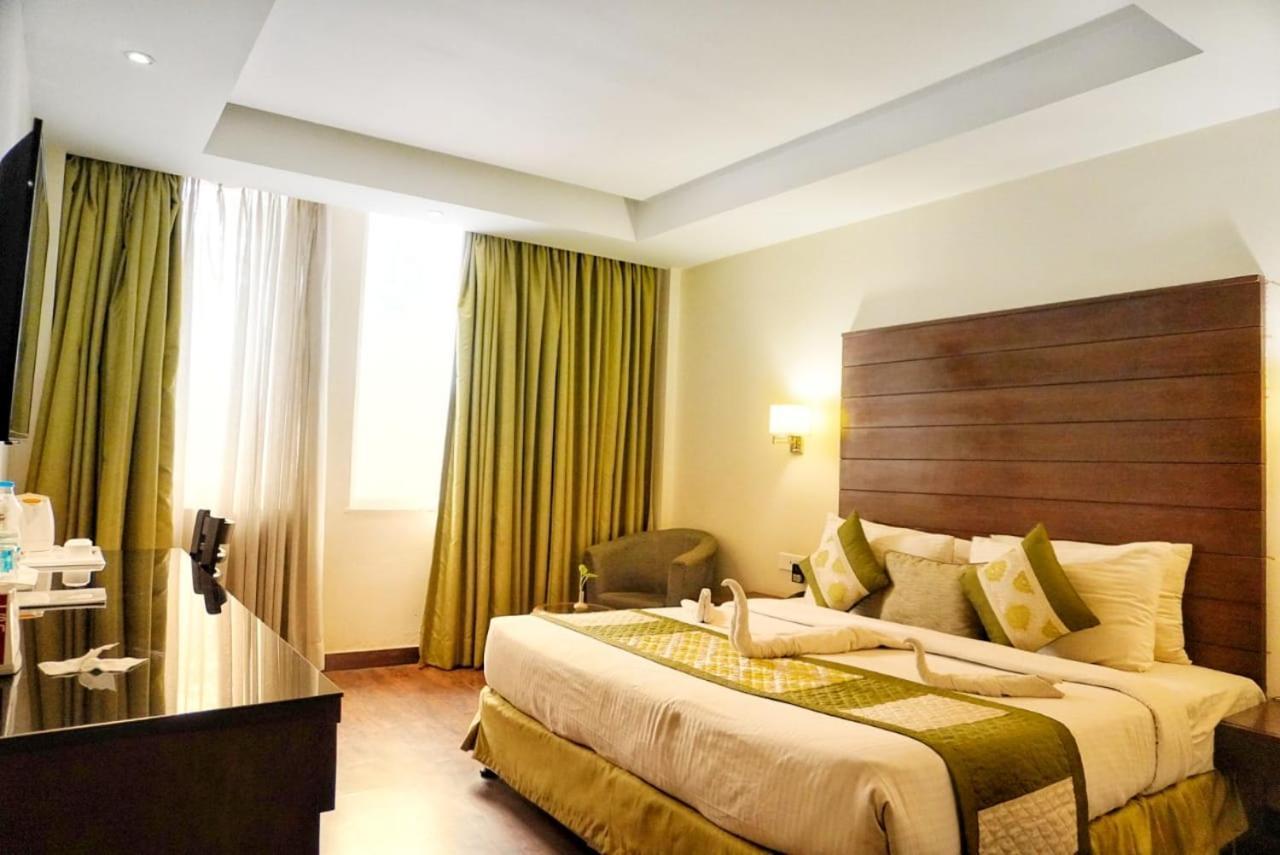 Hotel Aravali Heights الوار المظهر الخارجي الصورة